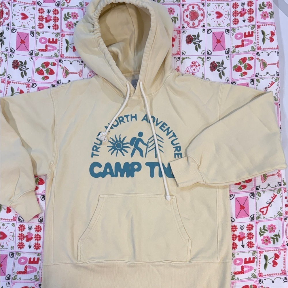 Yellow Graphic Hoodie aritzia fleece size one worn ones